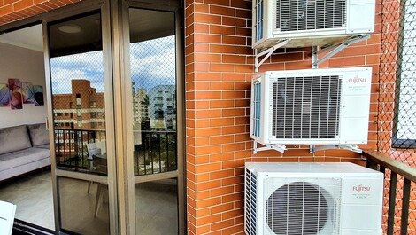 3 aparelhos de ar condicionado