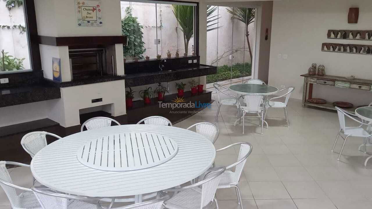 Casa para alquiler de vacaciones em Guarujá (Praia do Pernambuco)