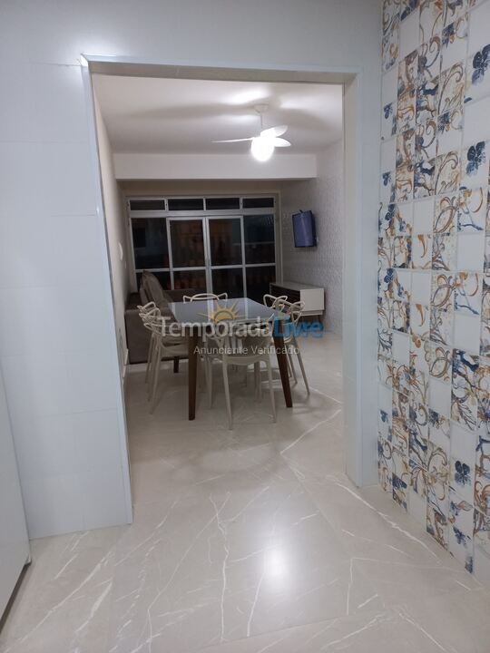 Apartamento para aluguel de temporada em Matinhos (Caiobá)