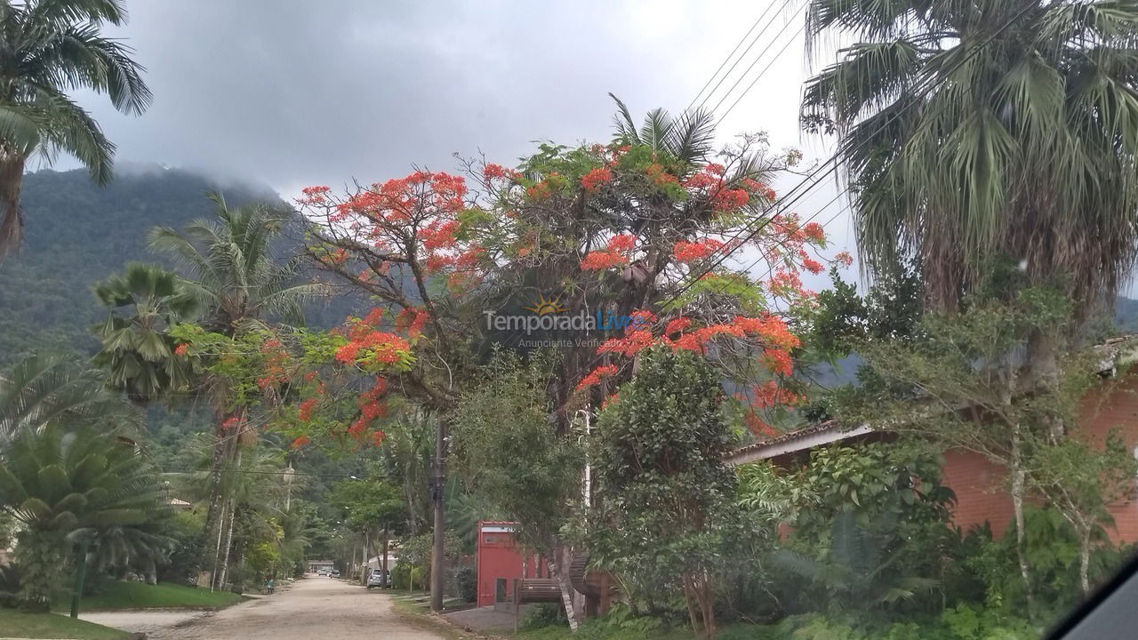 House for vacation rental in Ubatuba (Praia do Lázaro)