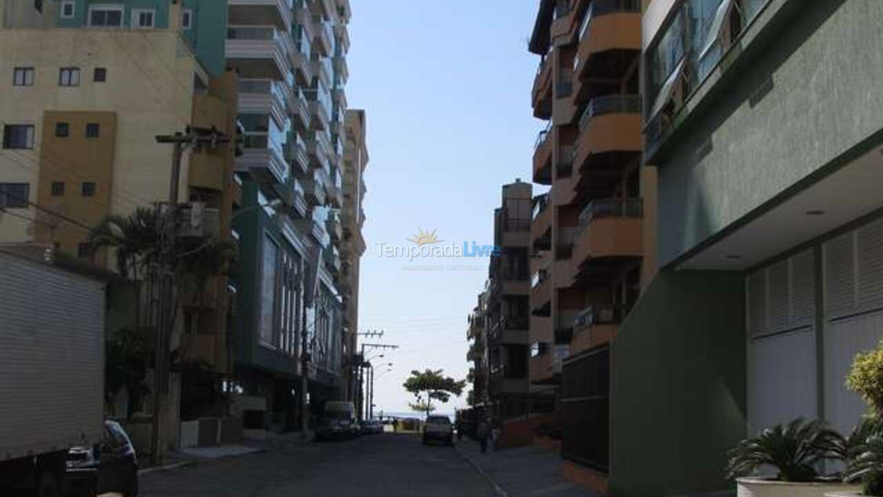 Apartment for vacation rental in Itapema (Meia Praia)