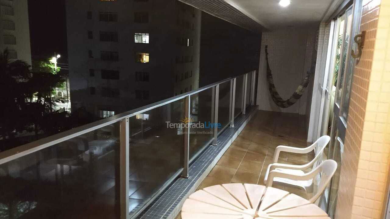 Apartamento para aluguel de temporada em Guarujá (Pitangueiras)