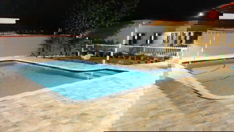 Great house with pool 700 meters from the beach