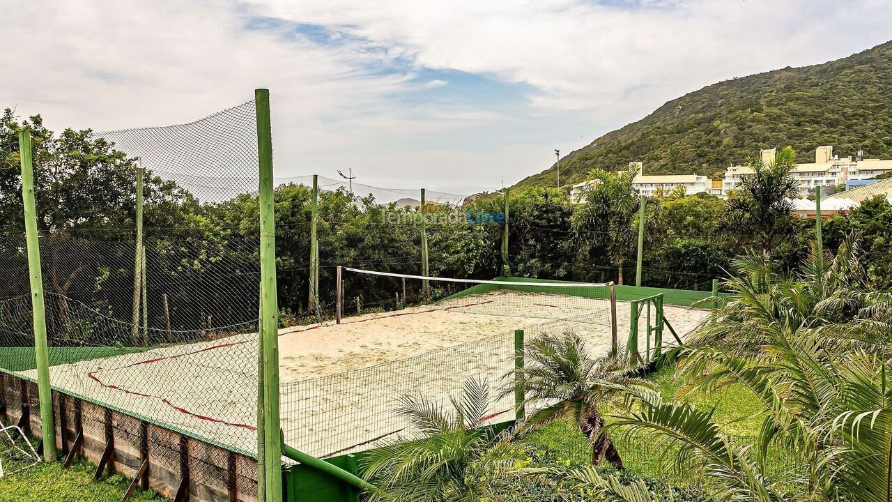 Apartment for vacation rental in Florianópolis (Praia do Santinho)