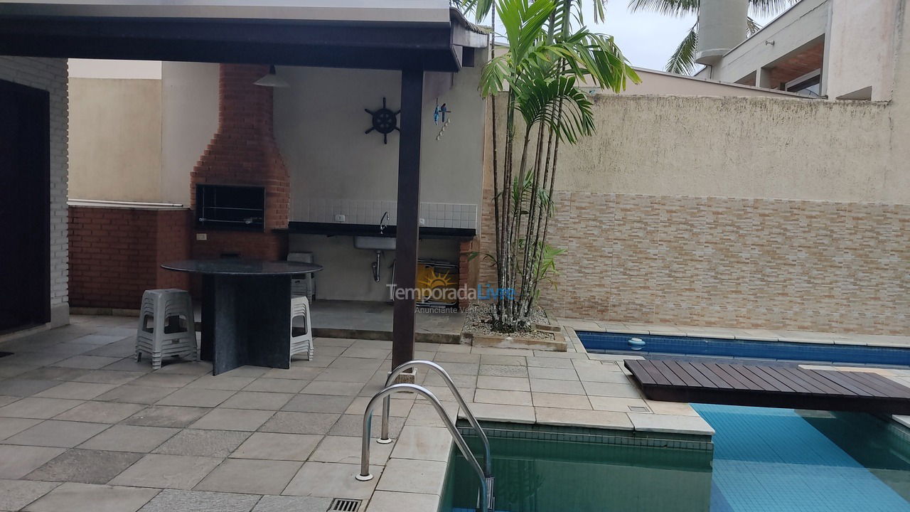 Casa para alquiler de vacaciones em Ubatuba (Lagoinha)