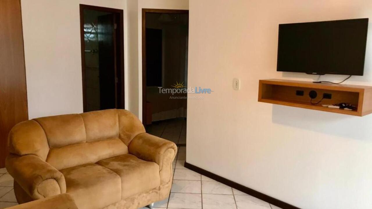 Apartamento para aluguel de temporada em Bombinhas (Praia de Bombas)
