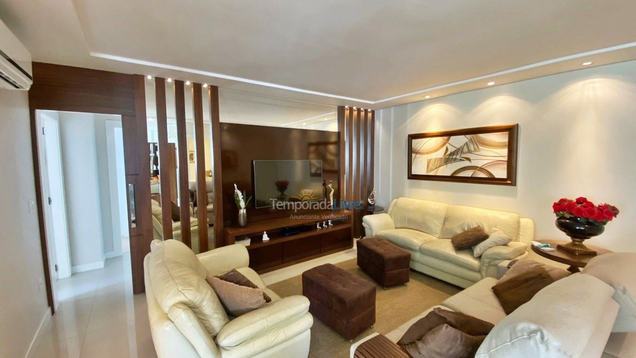 Apartamento para aluguel de temporada em Balneário Camboriú (Praia Central)