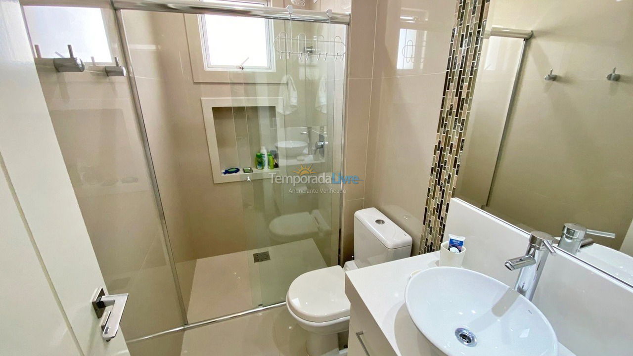 Apartamento para aluguel de temporada em Balneário Camboriú (Praia Central)