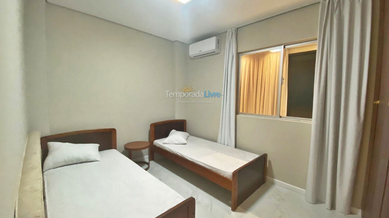 Apartamento para aluguel de temporada em Balneário Camboriú (Praia Central)