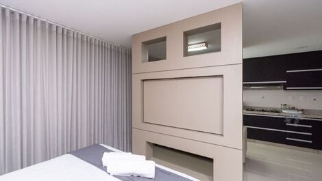 Comfortable studio on the - High Floor -...