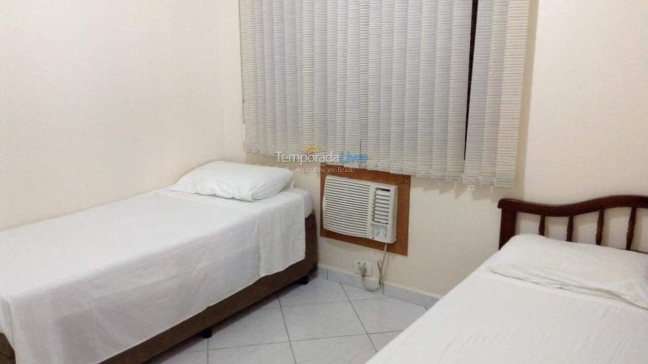 Apartment for vacation rental in Guarujá (Pitangueiras)