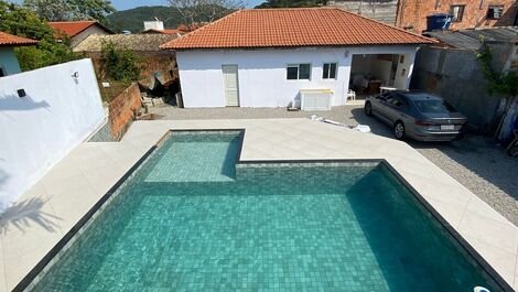 Complete House with Pool in Canasvieiras Florianópolis