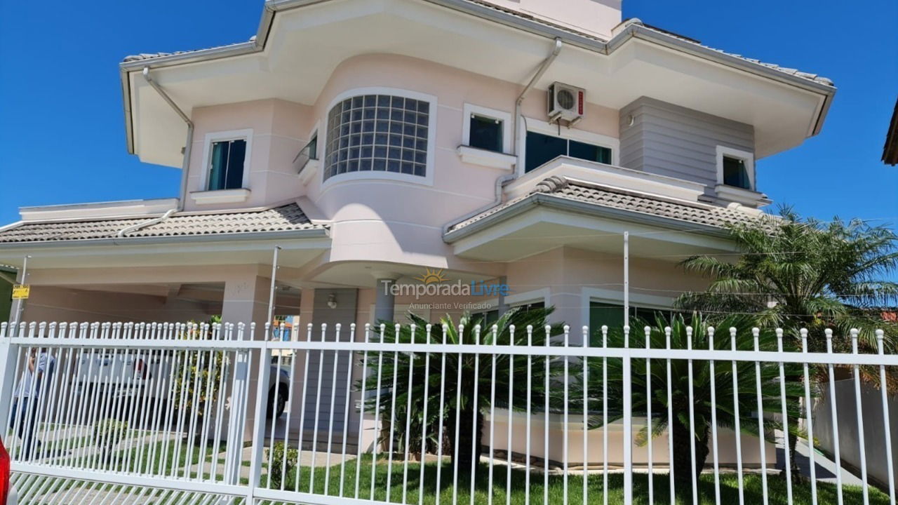 Casa para alquiler de vacaciones em Florianopolis (Praia dos Ingleses)