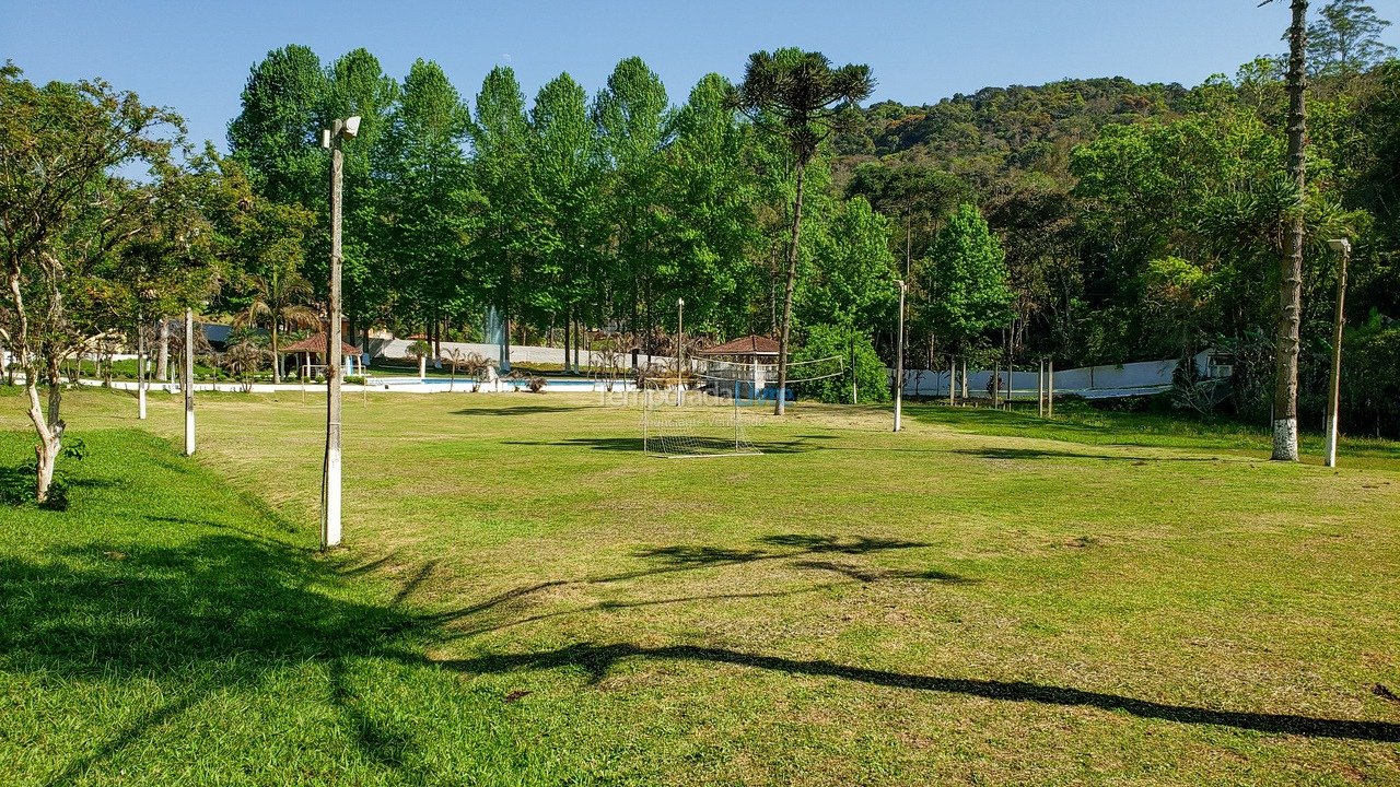 Chácara / sítio para aluguel de temporada em São Lourenço da Serra (O Paraíso A 65 Km de Sp Festa E Temporada Acomodações Par)