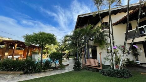 HOUSE/MANSION ON THE BEST BEACH OF SALVADOR, SWIMMING POOL, WATERFALL AND GARDEN