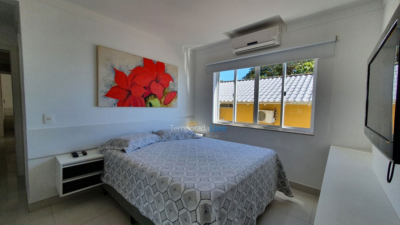 Apartment for vacation rental in Bombinhas (Praia de Bombinhas)