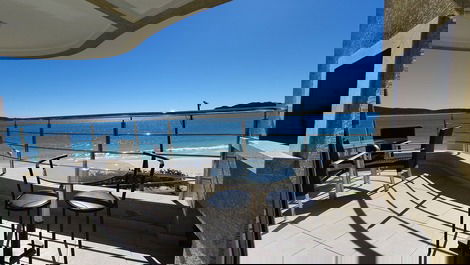 Cuplex penthouse facing the sea in Bombinhas Beach!