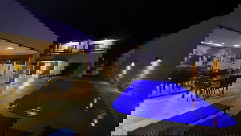 O Paraíso é Aqui