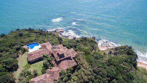 Buz021 - Villa de lujo con piscina en primera línea de mar en Buzios