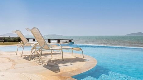Buz043 - Villa de luxo de 9 quartos com piscina à beira-mar