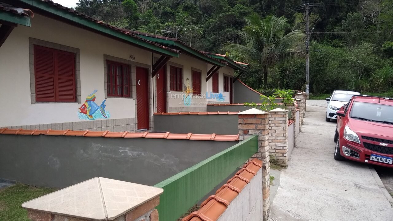 Casa para alquiler de vacaciones em Caraguatatuba (Praia da Cocanha Massaguaçu)