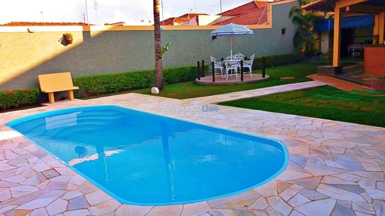 Casa para aluguel de temporada em Olímpia (Thermas Dos Laranjais)