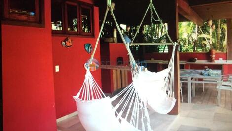 Linda Casa em Toque Toque Pequeno, (4 Suites), Piscina Privativa,...