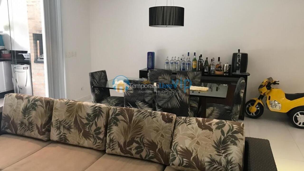 Casa para aluguel de temporada em São Sebastião (Paúba)