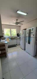 Baleia - Casa en Condominio - Alto Estándar - 5 camas. (5 Suites) - 60...