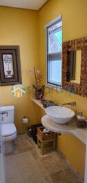 Baleia - Casa en Condominio - Alto Estándar - 5 camas. (5 Suites) - 60...