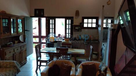 Maresias-2 Dorm-1 Suite-50m Beach-Shared Swimming Pool
