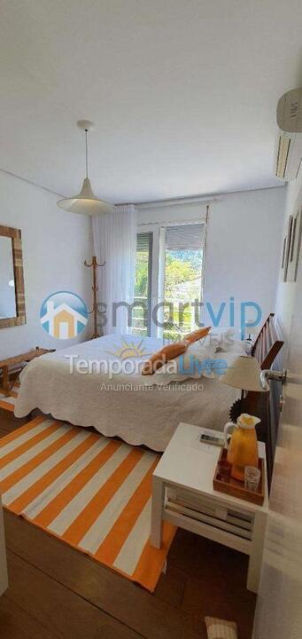 Casa para alquiler de vacaciones em São Sebastião (Praia da Baleia)