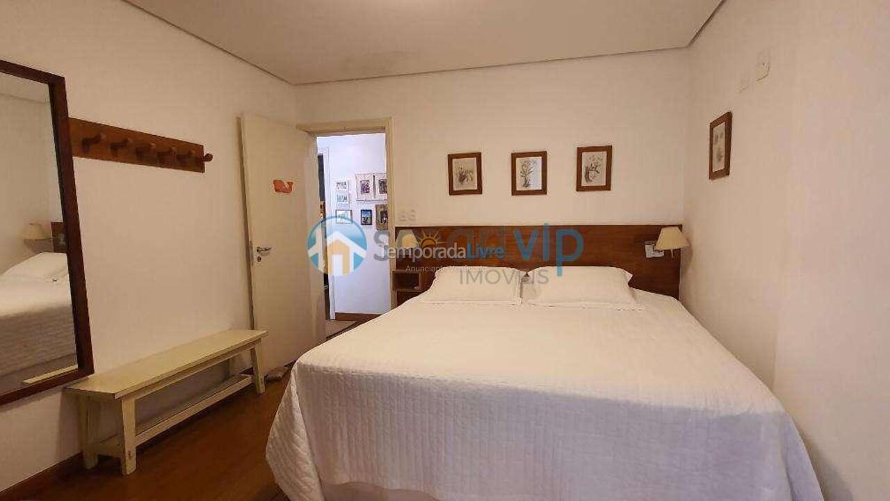 Casa para alquiler de vacaciones em São Sebastião (Praia da Baleia)