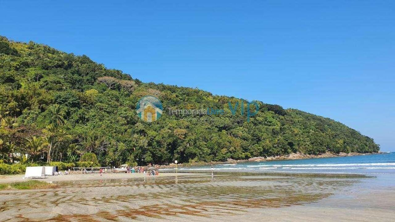 Casa para alquiler de vacaciones em São Sebastião (Praia da Baleia)