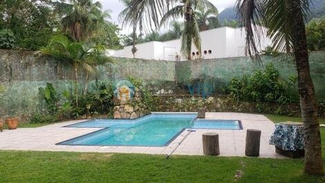 Maresias - Casa 4 Dorm - (2 suites) - up to 12 people, swimming pool, churr...