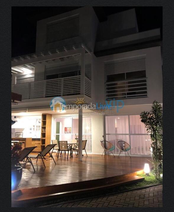 Casa para alquiler de vacaciones em São Sebastião (Maresias)