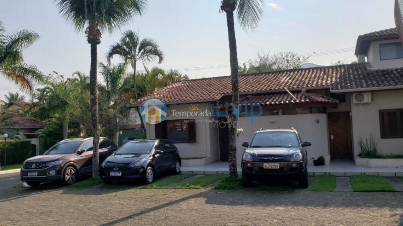 Casa para alquiler de vacaciones em São Sebastião (Maresias)