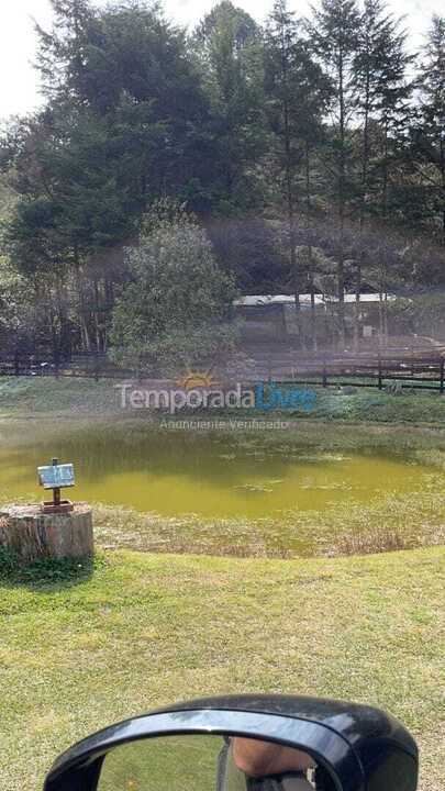 Apartamento para alquiler de vacaciones em Campos do Jordão (Descansopolis)