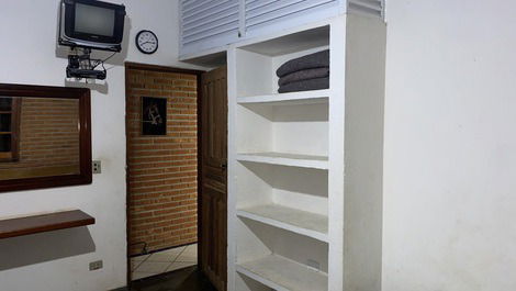 Quarto grande embaixo