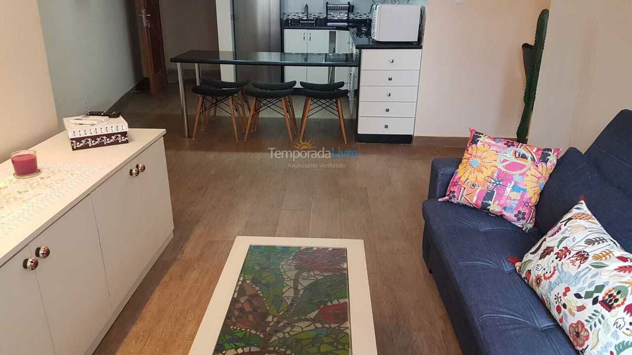 Apartamento para aluguel de temporada em Rio de Janeiro (Praia do Leme)