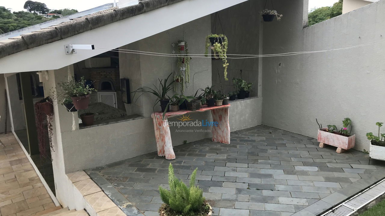 Casa para aluguel de temporada em Atibaia (Nova Gardenia)