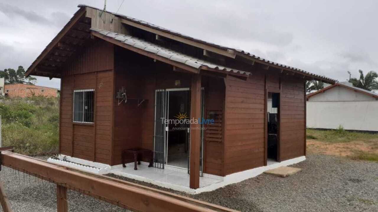 House for vacation rental in Balneário Piçarras (Itacolomi)