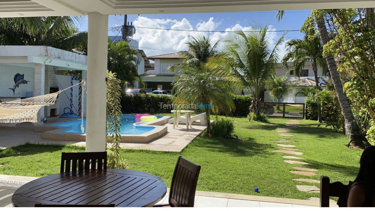 Casa para aluguel de temporada em Camaçari (Praia de Guarajuba)