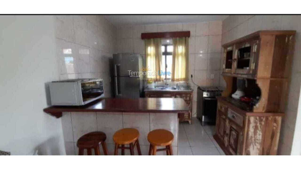 Casa para alquiler de vacaciones em Palhoça (Guarda do Embaú)