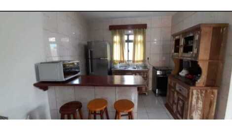 Cozinha com todos acessórios casa 1