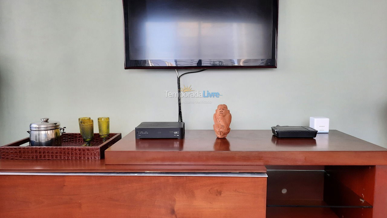 Apartment for vacation rental in Guarujá (Pitangueiras)
