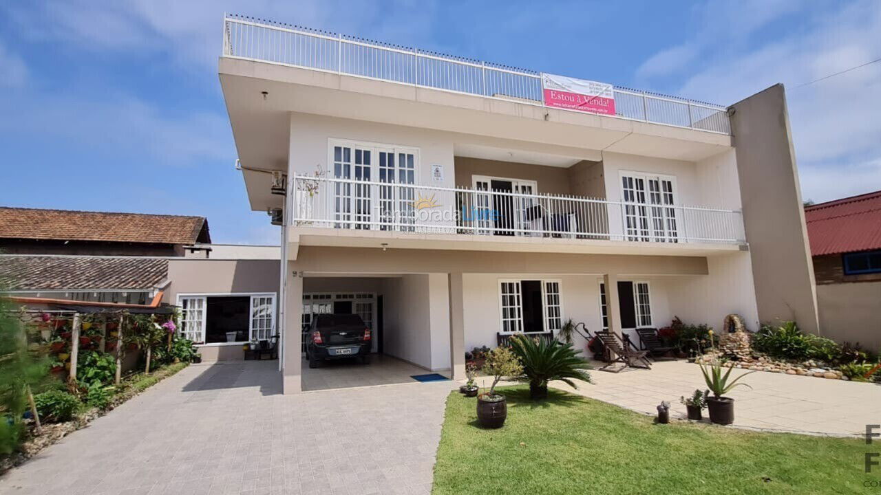 Casa para alquiler de vacaciones em São Francisco do Sul (Ubatuba)