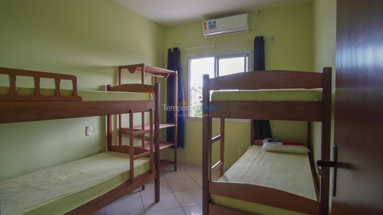 Apartment for vacation rental in Itapoá (Barra do Saí)