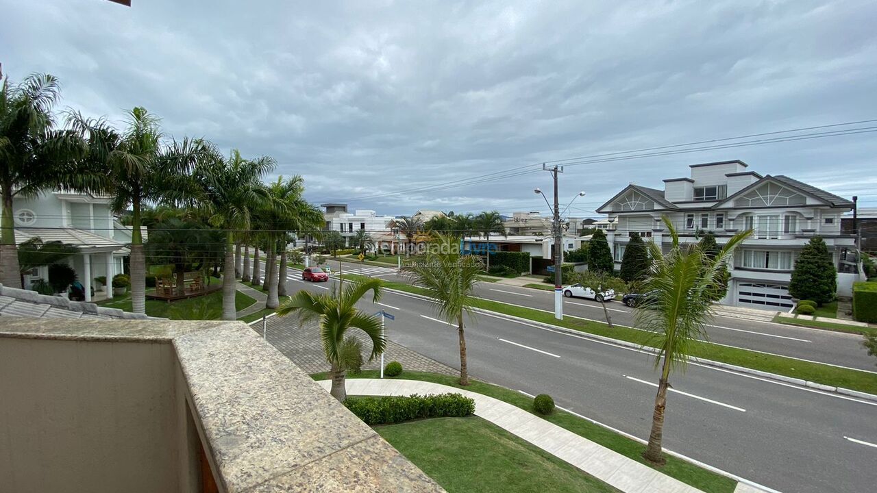Casa para aluguel de temporada em Florianopolis (Jurerê Internacional)