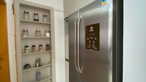 🌴✨ Paraíso em Jurerê: Casa de Luxo a 300m da Praia! 🏖️🏡